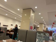 -今鲜源酒店·海鲜锅贴青岛菜(新湛路店)