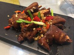 -临安鲲凌餐厅(钱王大街店)