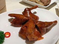 烤乳鸽-利苑酒家(华熙国际店)