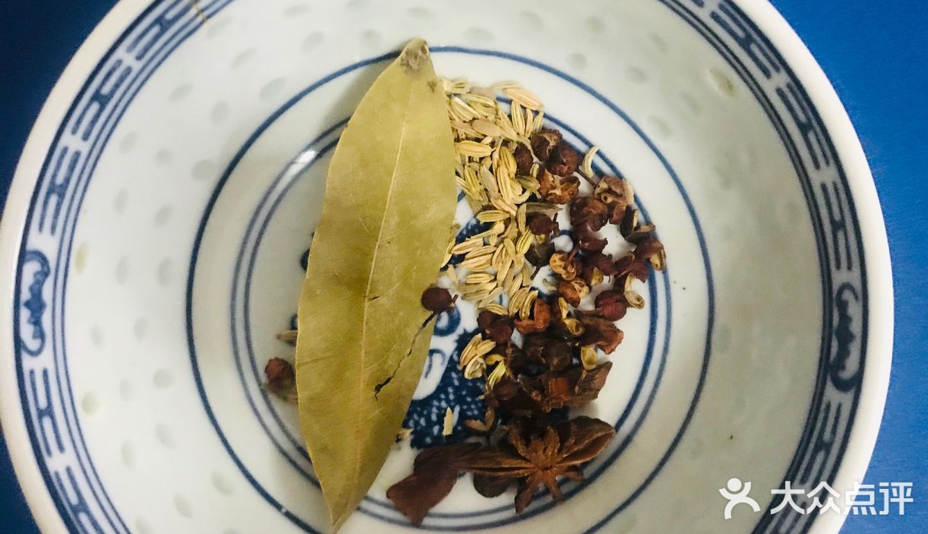 小肋排红烧春笋