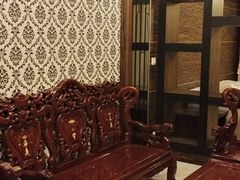 -白玉兰酒店(上海田子坊马当路地铁站店)