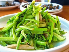 水芹香干-品鲜村农家菜·阳澄湖大闸蟹(总店)