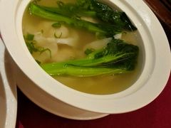 -景月阁空中食府(希尔顿酒店)