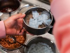 -成都你六姐·牛肉冒菜(信泰中心商场店)