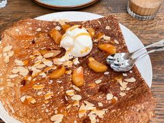 杏子可丽饼-RAC BAR(安福路店)