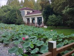 -上海怡沁园度假酒店