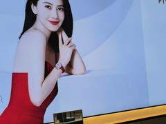 -亨吉利世界名表中心(砂之船奥莱店)