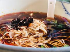 -君来湖滨饭店·玫瑰园