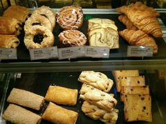 -星巴克(广州中华广场B1层店)