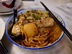 黄金干咖喱鸡面-何九海南茶店(鬼仔巷店)
