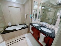 -广州富力丽思卡尔顿酒店