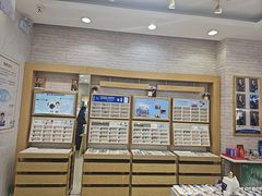 -标准眼镜·蔡司官方授权店(塘沽远洋未来汇店)
