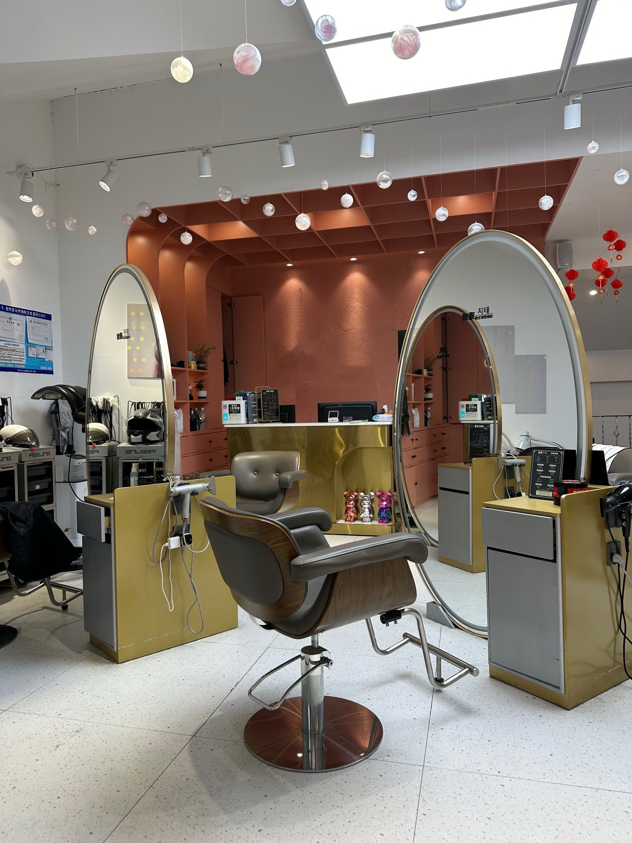 智泰男士理发店