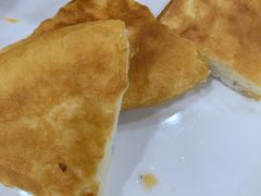 青稞饼-乡土特色.冷锅鱼.牦牛肉汤锅