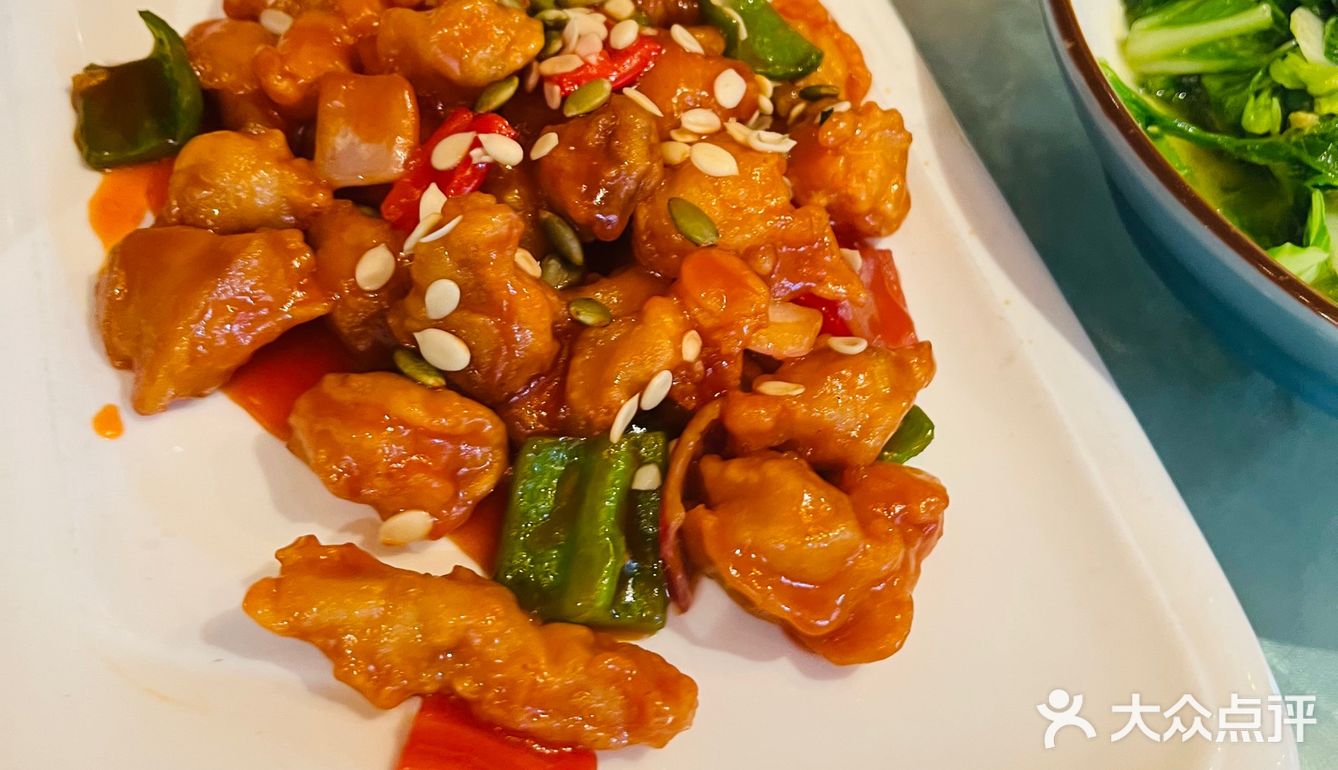 口碑上买的一份套餐，一家5口人去的