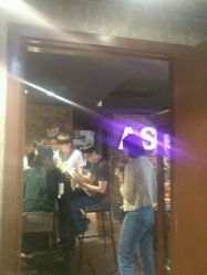 -鳌首刺青纹身 穿孔饰品店