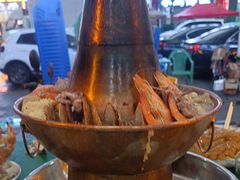 -一口猪海鲜浑锅·东北家常菜