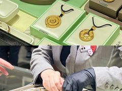 -王府井百货(中州中路店)