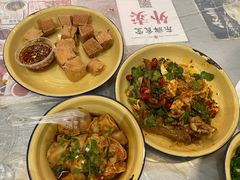 -东排食堂长沙小吃大排档(五一广场店)