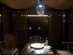 -冰冰龙虾·江湖菜·花园江景餐厅