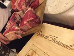 -奥斯特牛排馆(美第奇宫店)