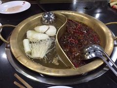 -怡品川宇火锅(宝立方店)