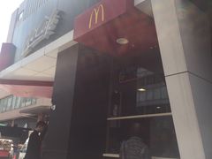-麦当劳(新华路步步高店)