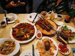 -巴扎美食·新疆菜·西域歌舞表演餐厅(新疆大厦店)