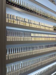 -爱空间美睫健康美甲