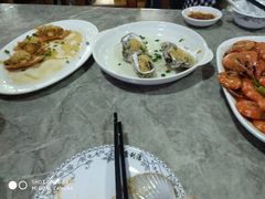 -四川小胡子海鲜(丁村万人海鲜广场店)