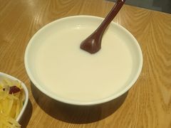 -三好食堂(煎饺·馄饨·肉饼米线·盛世广场店)