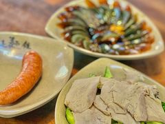 -亮亮面馆(经六路店)