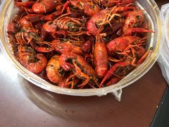 -扒虾小妹儿麻辣海鲜(宏图街店)