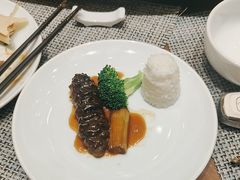 -小渔莊•地道胶东菜(旅游路万象省博物馆店)