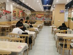 -江城燕子大排档(江汉路步行街店)