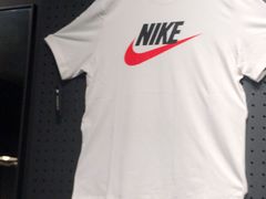 -耐克(恒隆广场店)