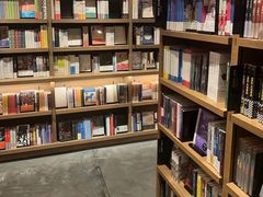 -茑屋书店(天目里店)