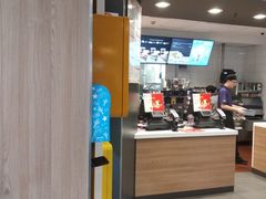 -麦当劳(百联西郊购物中心店)