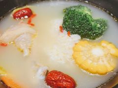 -初念轻轻然(长阳创谷店)