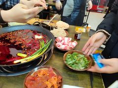 -黄潇洒老火锅(九眼桥宏济巷店)
