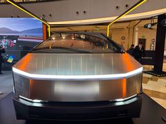 -TESLA 特斯拉(上海太古汇体验店)