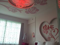 -广州花之恋城堡酒店