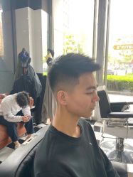 -MARTIN'S BARBER SHOP男士理发馆
