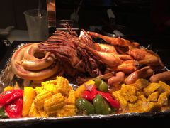 -广州万富希尔顿酒店·感趣自助餐厅·金秋蟹宴生蚝海鲜刺身烧烤