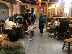 大堂-锅来乐地锅鸡(安亭店)