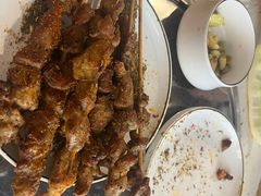 -亮健容天生蚝烧烤自助(交道口直营店)