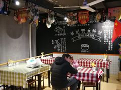 用餐区-苓记南京鸭血粉丝.皮肚面(县东巷店)