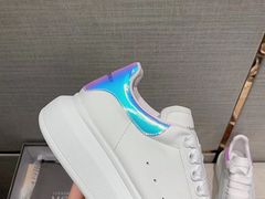 -Alexander McQueen(远洋太古里店)