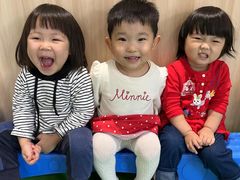 -小门牙好性格托育(北外滩中心)