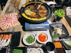 -三国惹火烤肉·中日韩烤肉集合店(百草路店)